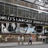 Jewelry Thieves Tricked Employees to Pull Off Diamond Heist